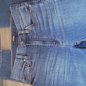 Hudson Sz 27 Barbara Super Skinny Jean